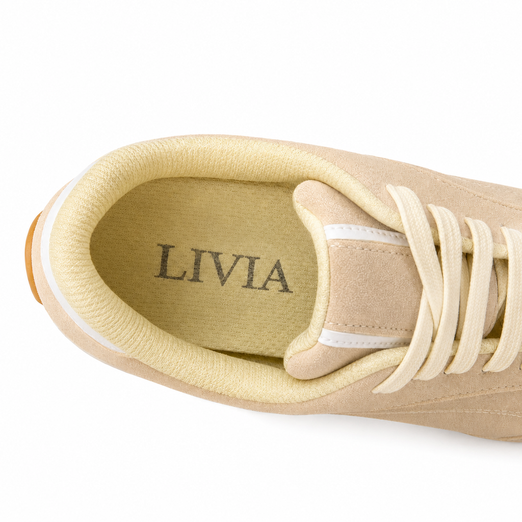LIVIA Trail Suede Sneaker – Sand